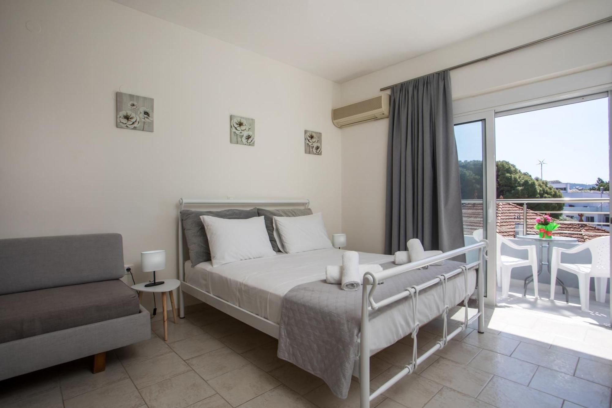 Economisa Apartments 伊利索斯 外观 照片